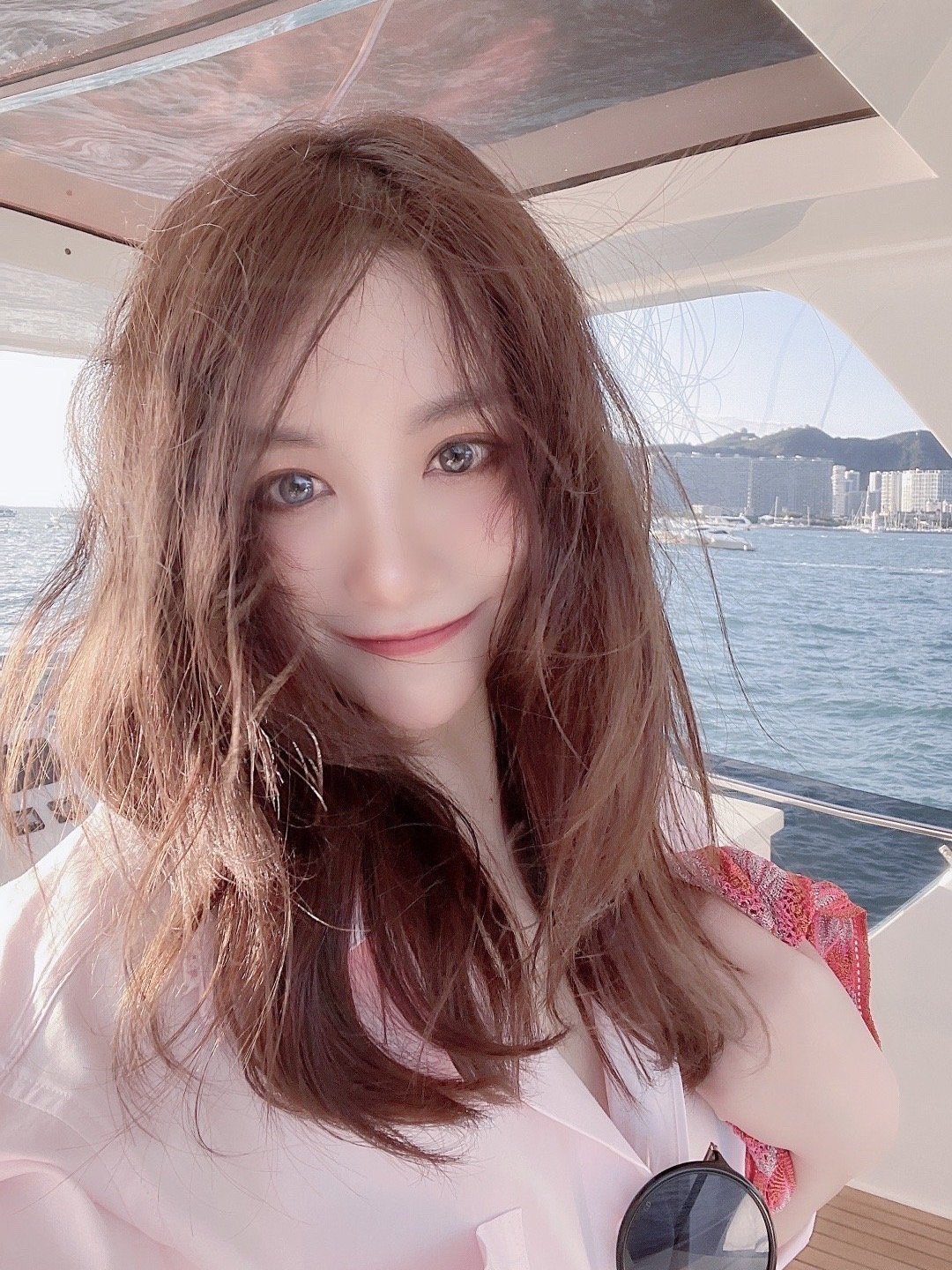 沈腾|沈腾姐姐沈娜颜值曝光，中国三大女高音之一，管沈腾叫“沈叔叔”