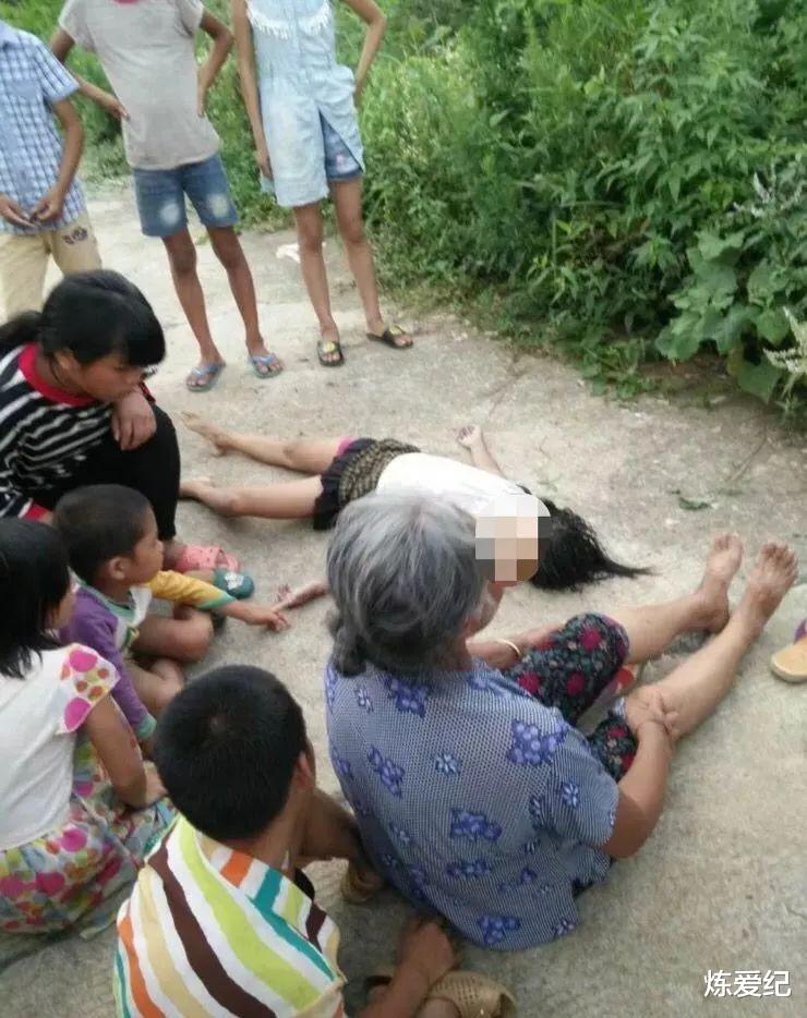 炼爱纪|父亲殴打1岁儿子逼吵架妻子回家，生三胎前先惩戒不合格父母