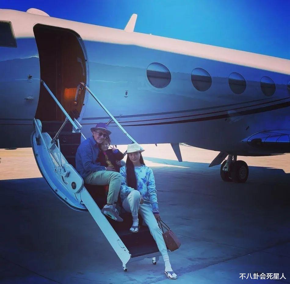 谢霆锋|40岁谢霆锋皮肤紧致像小伙，陈冠希未老先衰，39岁余文乐沧桑