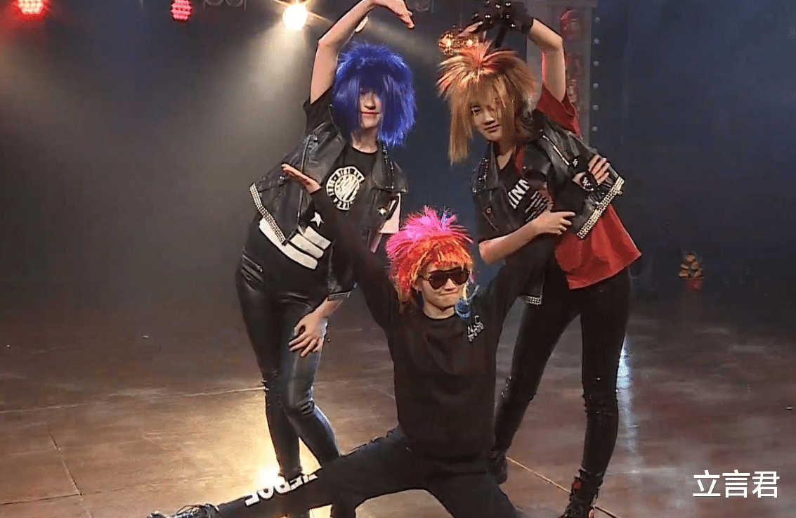 立言君 “00后”小学生聊天记录曝光：家长看了很无奈，90后自愧不如