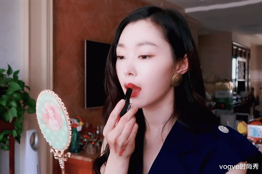 宋轶|宋轶录化妆vlog,“素颜照”被疯传,女粉:不怕脱粉吗