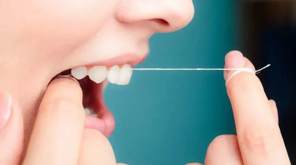 银川芽芽|8 个伤害牙齿的坏习惯,赶紧改了