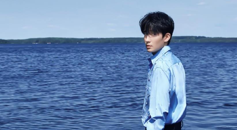 朱一龙|朱一龙知世故而不世故，保持自己的赤子之心，坚定地做自己