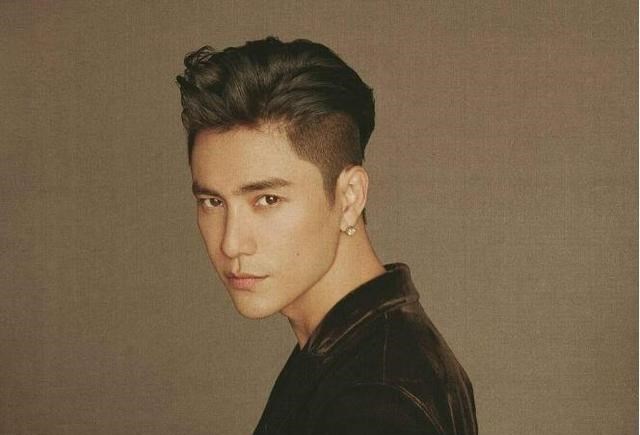 陈坤|陈坤隐藏18年，周迅公开承认与陈尊佑的关系，看黄奕前夫咋说的？