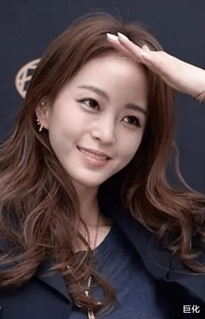 韩艺瑟|封杀三年，这妖精终于杀回来了…