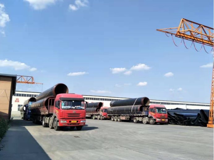 保利的王先生 管中管法聚氨酯保温管生产工艺