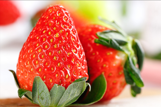 萝卜|女生朋友若想皮肤变白,不妨吃3种水果,肌肤或许会悄悄变白