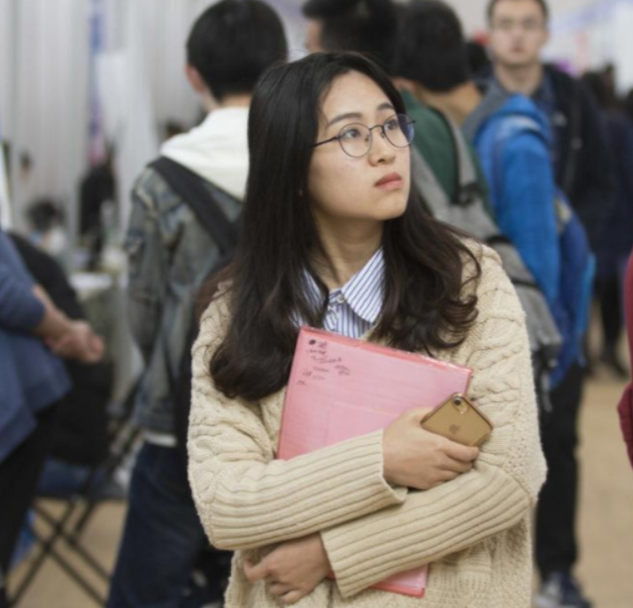 大学生|本科生“幸福感”最强的职业排名,教师直呼太真实,榜首让人惊艳