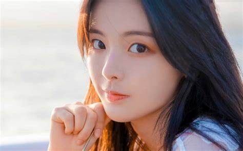 杨超越|杨超越背后金主曝光，5亿豪宅随便买，身价超过王思聪！