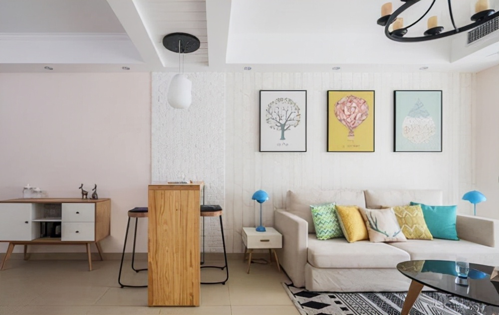 入户不要直接见客厅,巧用隔断,改变原始户型的缺陷,真的很实用