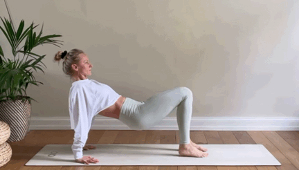 吃货小木鱼|8个别具一格的瑜伽变体串联动作,夏天减脂塑形,练它就没错啦!