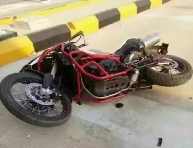 小燕说汽车维修 出行安全要谨记、遵守、切勿拿生命当儿戏！