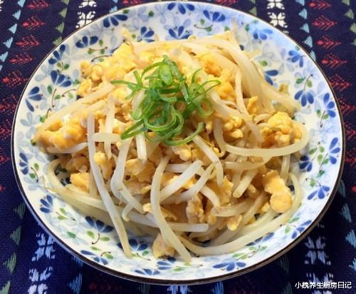 黄豆芽|天然的“清肠菜”找到了，热量比黄瓜低，刮油清肠，越吃越瘦