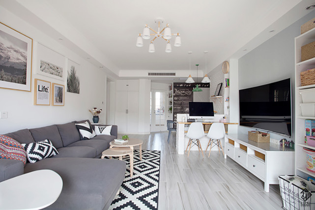 |110平以简为主，干净的白色系提升空间灵动质感