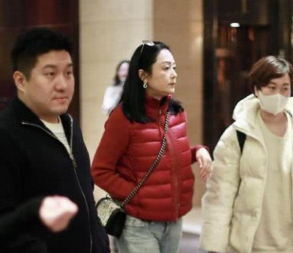 肖浩飞白|未婚先孕逼退倪萍，“上位”陈凯歌，陈红没你想得那么简单