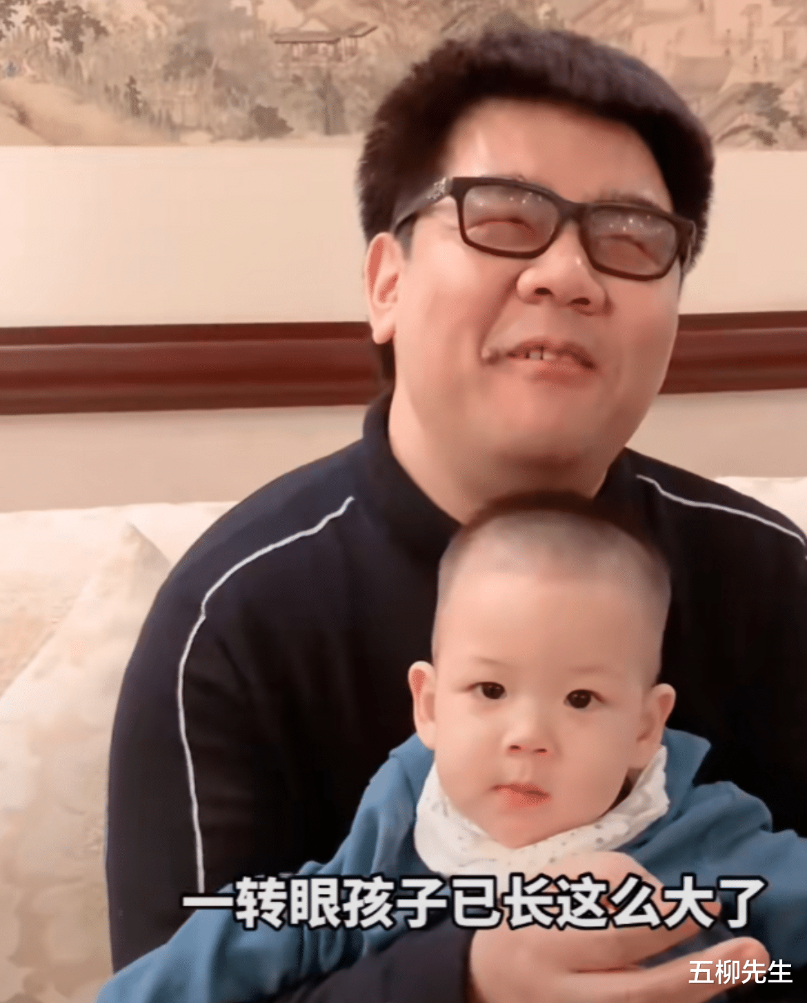 辣妹|还记得他吗？42岁杨光已经升级当爹，感叹一转眼儿子长这么大了