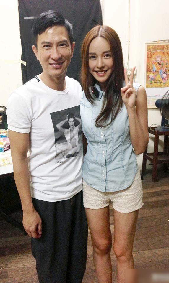 娱乐圈|李云迪高徒李元玲：马来西亚绝美钢琴女神，却在娱乐圈沾了一身泥