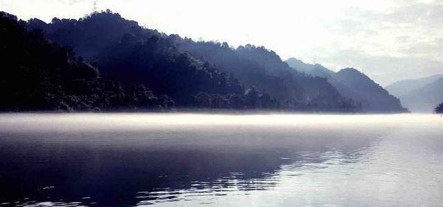 郴州 湖南的郴州，景色不输张家界的奇山，也不输桂林的秀水