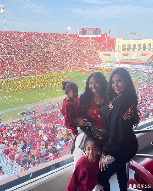 瓦妮莎|瓦妮莎增肥240多斤,科比离世快2年,如今她身材严重走样