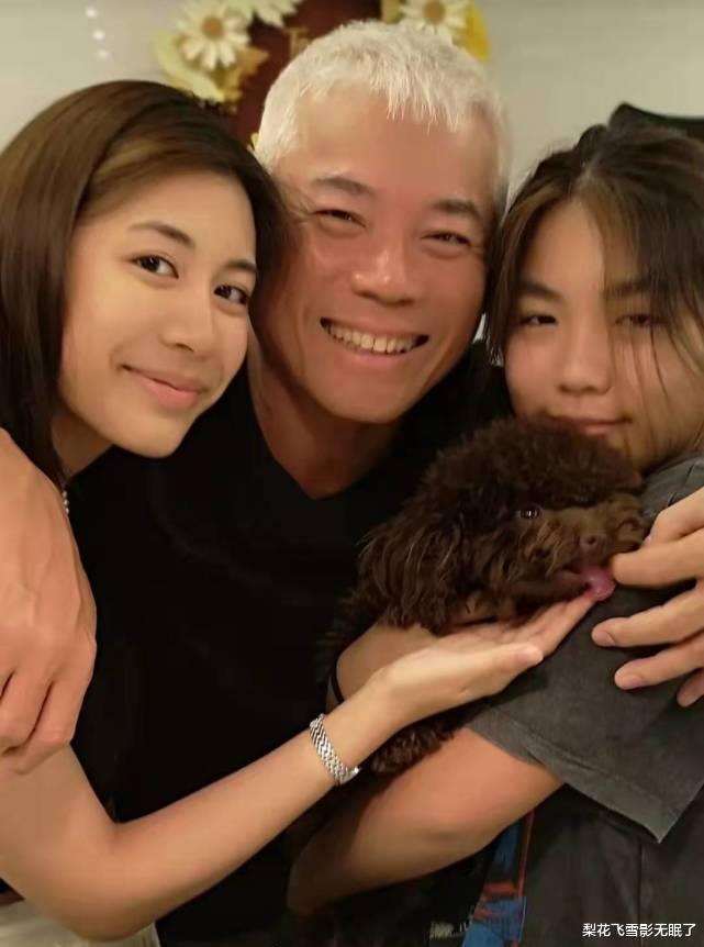 巫启贤|巫启贤被拒飞新加坡，眉头紧锁很忧愁，自曝已有两年未见母亲