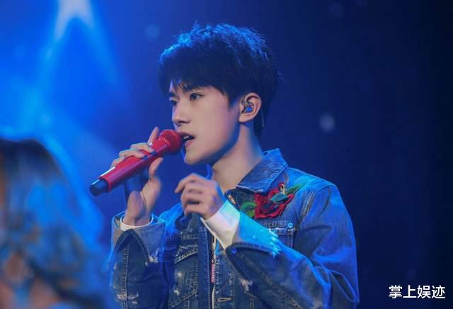 王俊凯|王俊凯不够格当评委？同年出道的他完美逆袭，如今让公司高攀不起