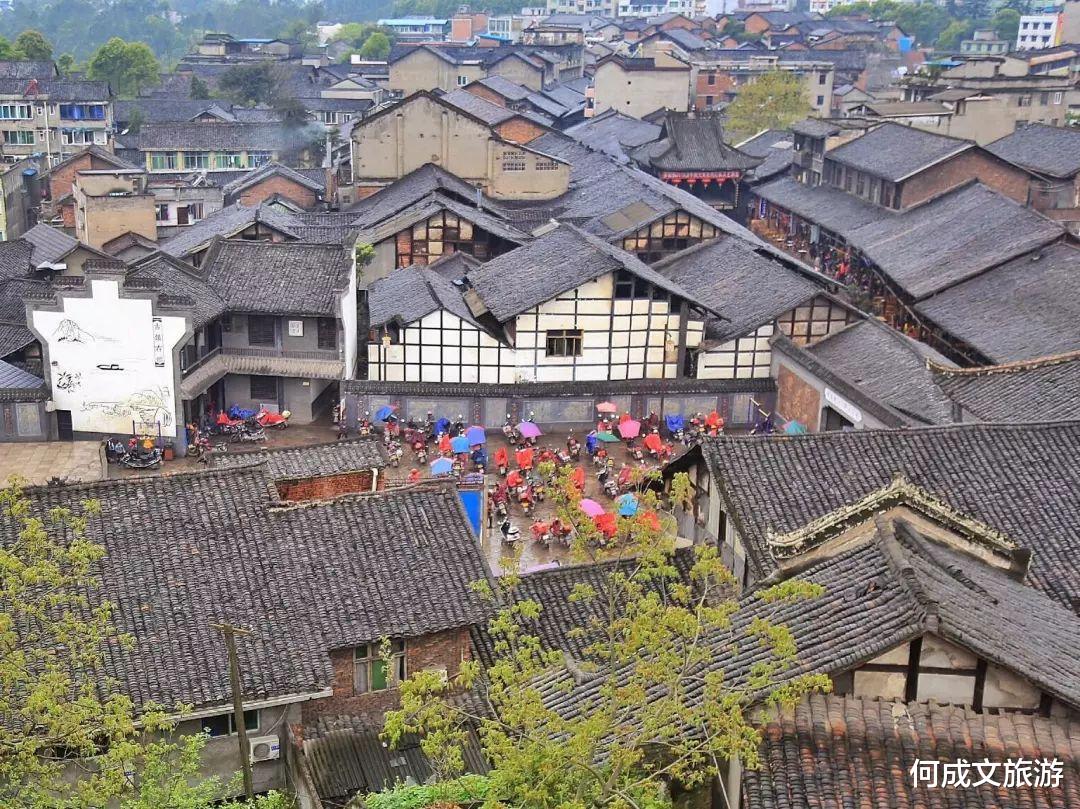 古镇 距乐山大约1小时的古镇，被称“我国最后一个古镇”，不收取门票