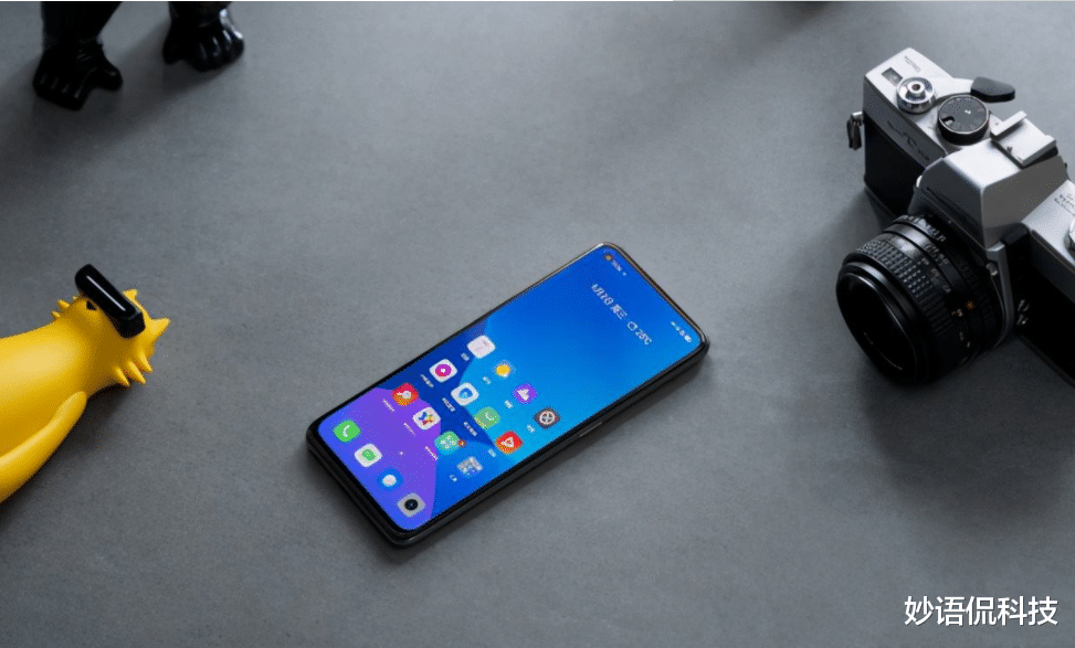 realme|12+256GB+三星屏+6400萬三攝，還有65W快充，跌至1799元