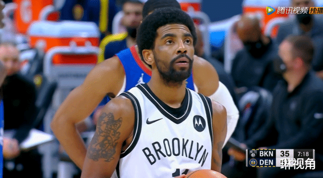 篮网队|篮网险胜掘金！欧文31+4，哈里斯传球失误，克拉克斯顿拍肩安慰