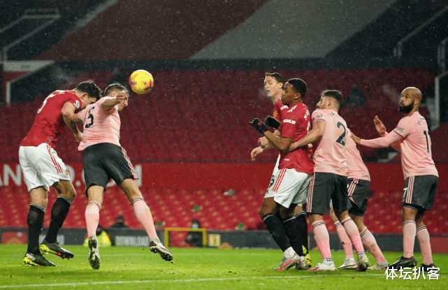 曼联|1-1！1-2！曼城一夜双喜临门，曼联轰然倒下，创下29年耻辱纪录