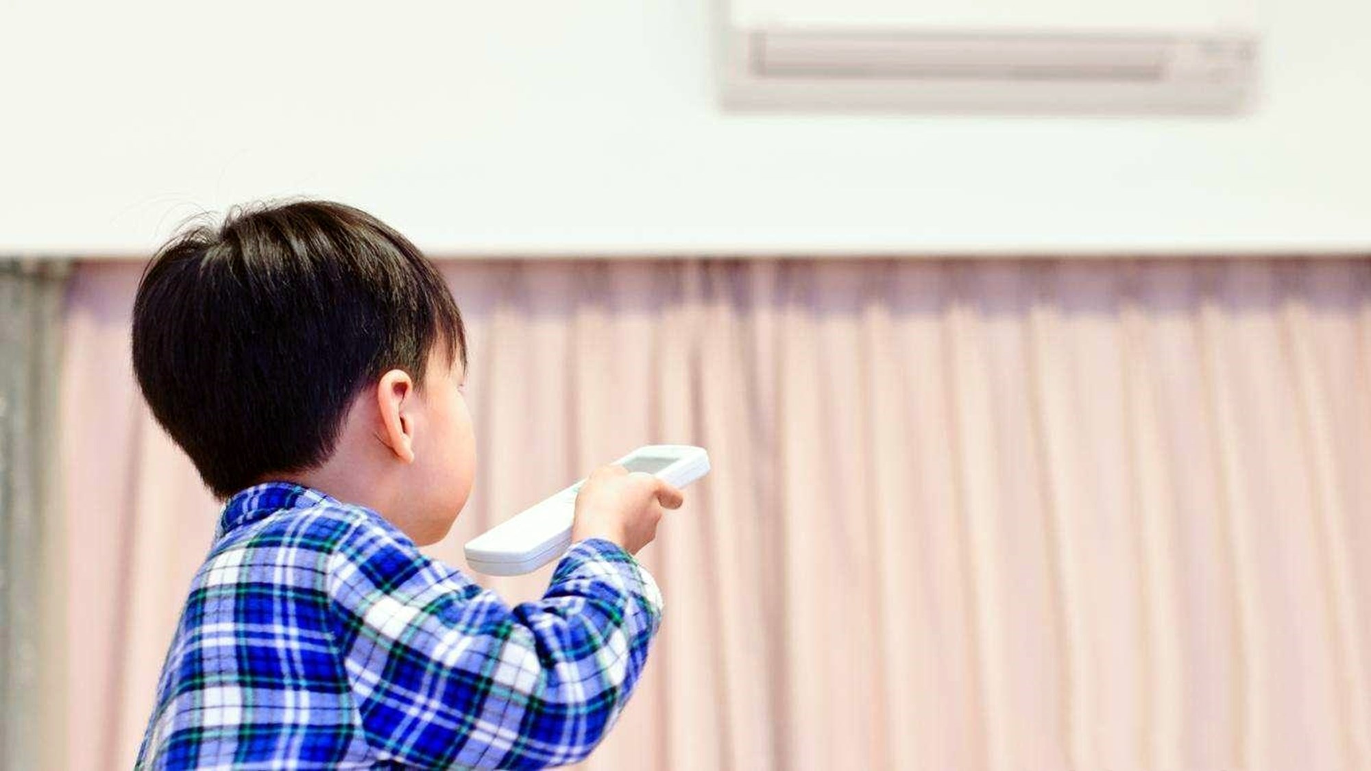 贝贝豆育儿课堂|夏天再热也不能给娃开空调?开空调的误区,家长记得住娃才不遭罪