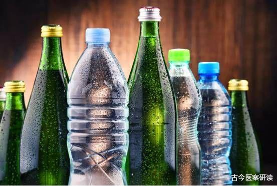 肝脏|肝毒“分解器”被公布,苦瓜排末位,肝科主任:敞开吃,肝脏一天天柔软