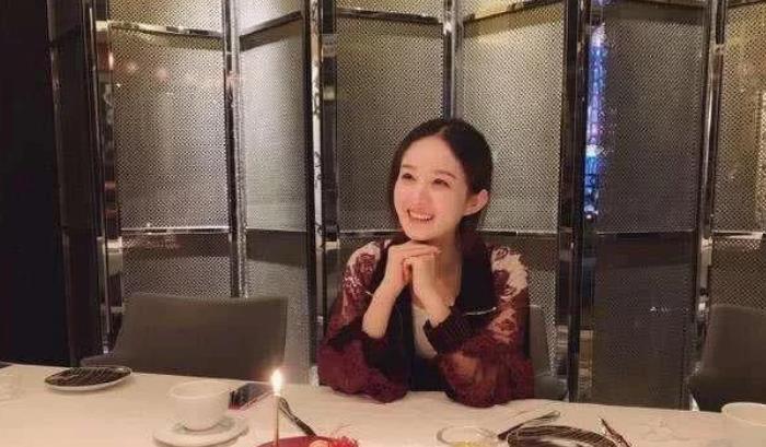 杨幂|赵丽颖晒出自己住的家，草根出身成功逆袭，整个豪宅像个小城堡