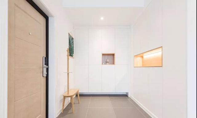 |老公硬要一进屋设“隔断”,完工后我懵了,全屋太温馨了,晒晒