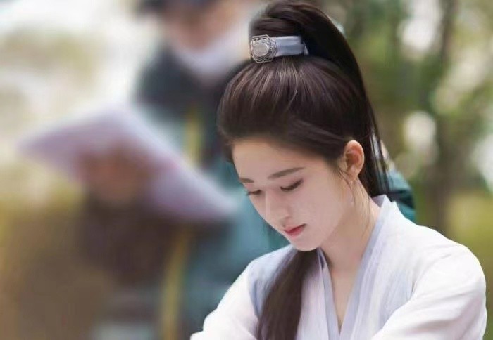 杨洋|《荣耀》还在霸屏，新剧又搭档赵露思，杨洋你是“顶流收割者”吗