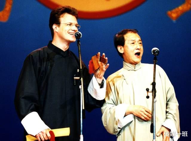相声|姜昆的外国帅徒弟大山如今变苍老大爷，开拓喜剧市场事业反响一般