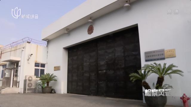 优美而低回聊 “干妈”变“老婆”!27岁小伙迎娶76岁新娘,背后不是真爱而是满满的套路