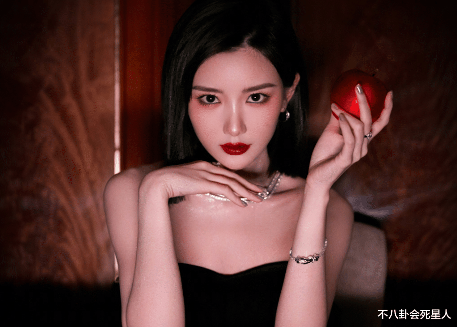 毛晓彤|毛晓彤放录音破坏行规？被曝圈中无人敢用，恐无缘《浪姐》踢馆