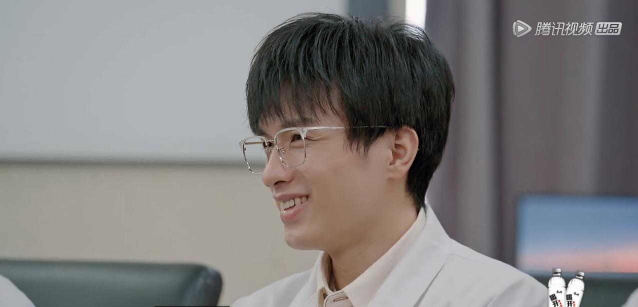 周深|《offer3》真人秀变相声专场，周深化身相声捧哏，拉满节目效果！