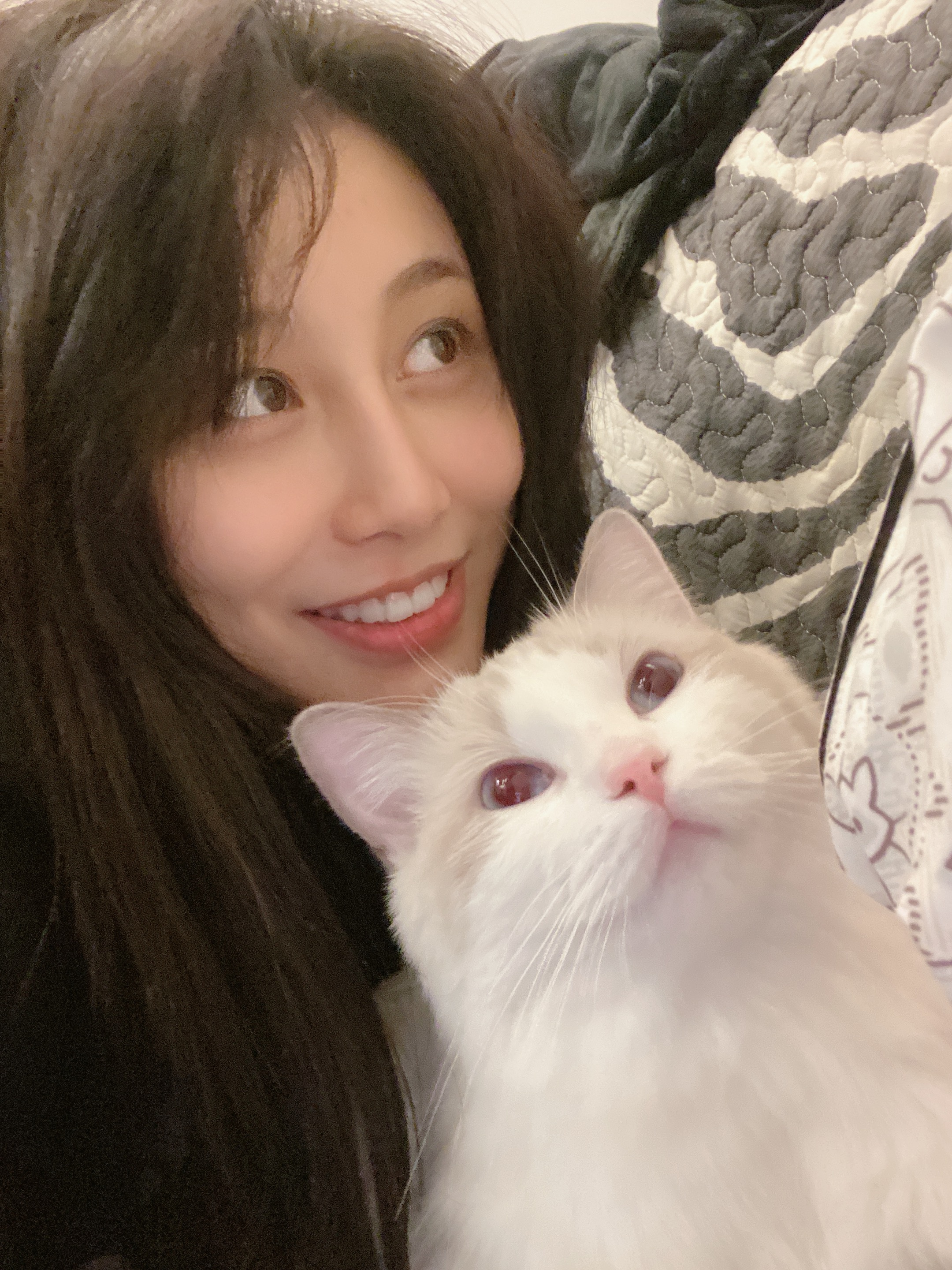 麦辣鸡腿包|聚美涵熙:干性皮肤易过敏起皮,日常保养6步骤不可少!