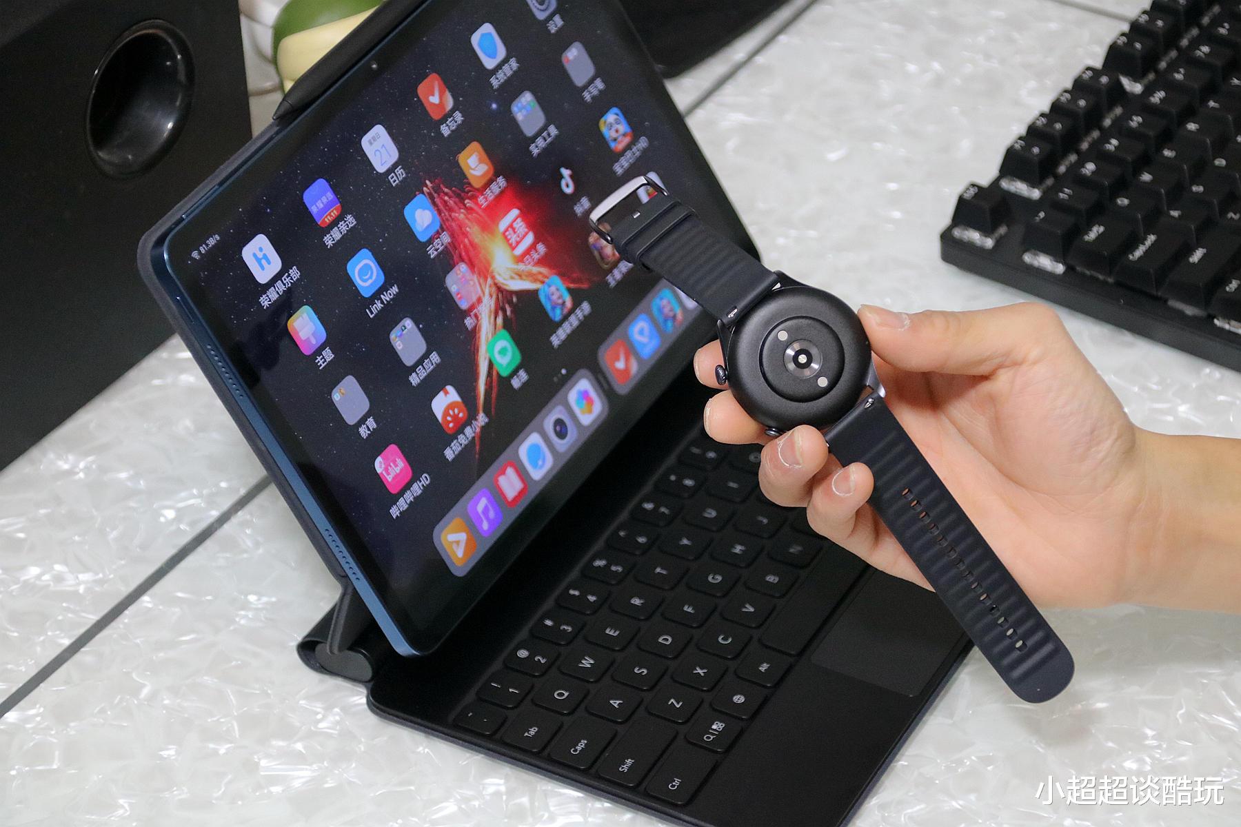 日产GT-R|颜值与实力并存的华米新品，Amazfit 跃我GTR3评测体验