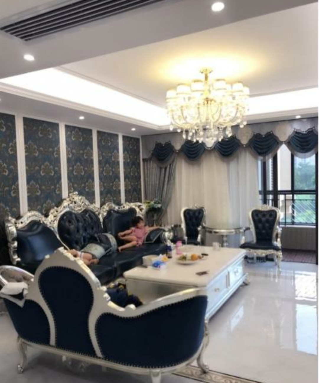 晒晒朋友的新家,说装修花费60万,光床都2万多,不吹牛能死吗?