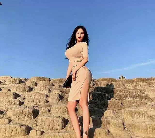发型|韩国95后女网红，上围傲人，甘于“吃苦”！