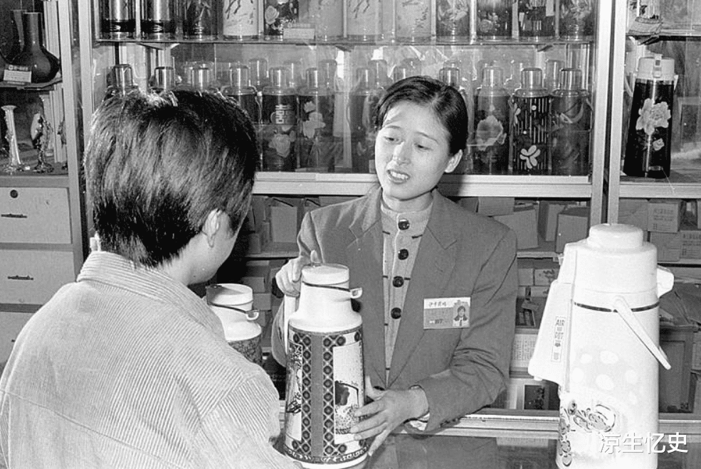 售货员|80年代的5大“金饭碗”，当年人人都渴望，如今却成为底层职业