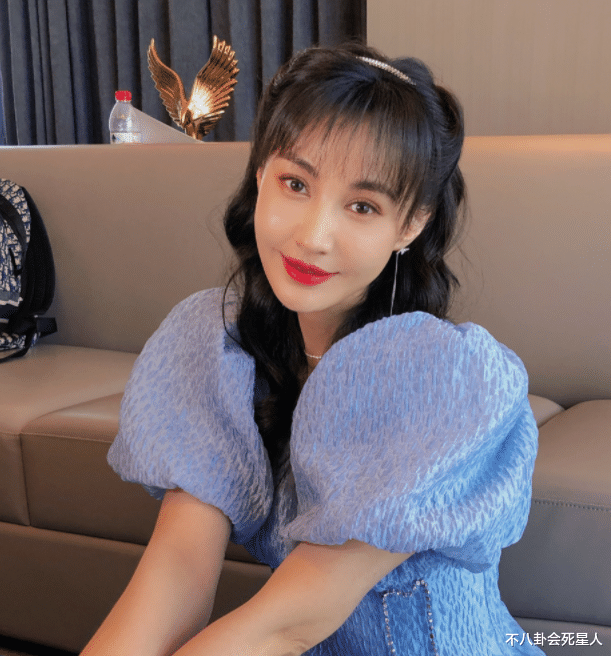 周星驰|内地情史干净的8大美女，无绯闻不炒作，个个出淤泥而不染