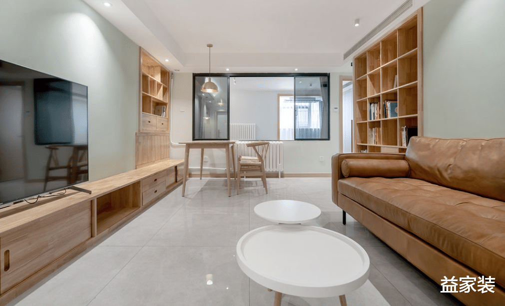 原木风和小户型的黄金组合,即使采光不足,也能保持通透明亮