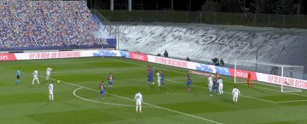 巴塞羅那|皇馬大戰(zhàn)巴薩！本澤馬克羅斯雙響梅西角球中柱！齊祖奇招打懵科曼