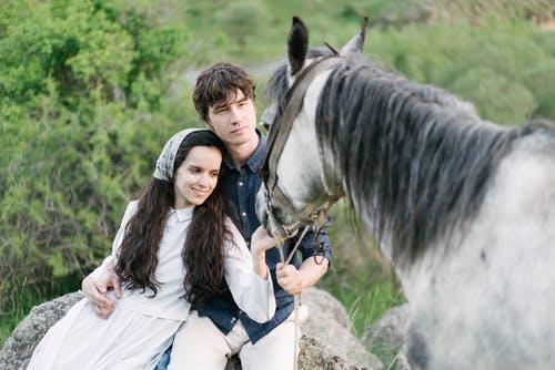 凌小麦 因为没生儿子，婆婆天天撺掇老公和我离婚