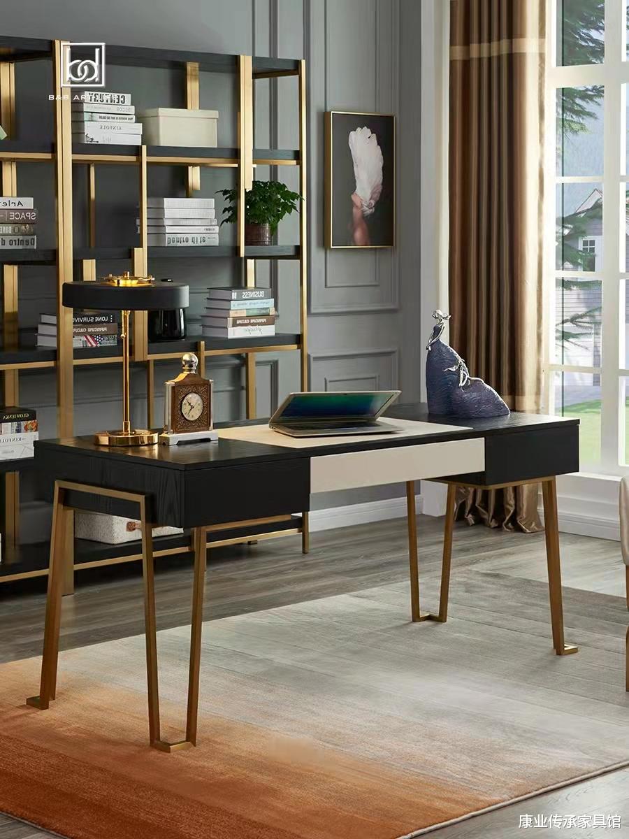 新中式书房，现代时尚气息，书香墨韵的安静空间