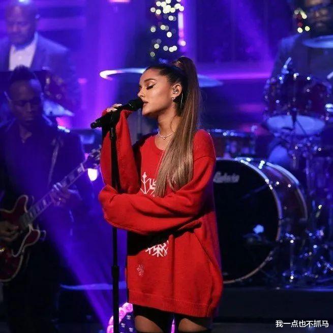 爱莉安娜·格兰德|王力宏还没被封杀，她却突然宣布“退圈”！