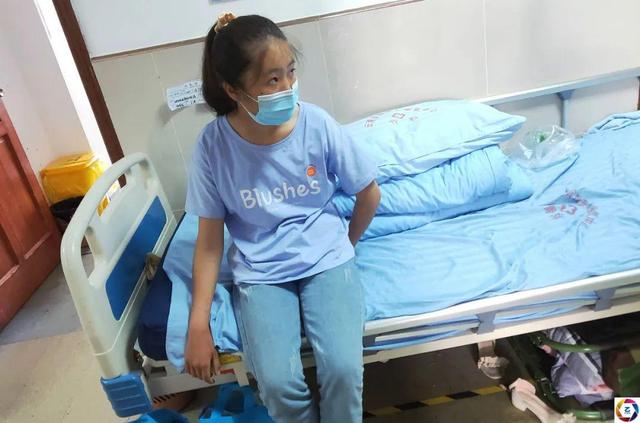 聋哑男子在路边捡了个女婴,几年后娶了媳妇,谁知13年后迎来悲剧